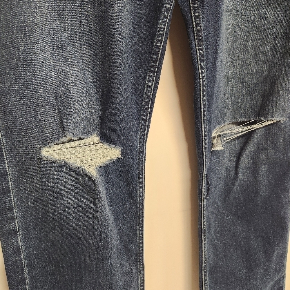 Hudson Jade distressed jeans size 30×30 raw hem Mid-Rise Loose fit - Picture 8 of 13